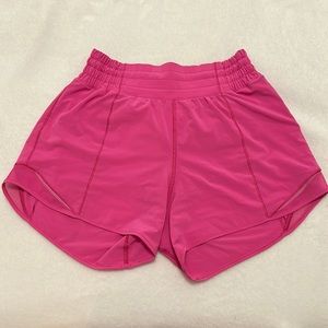 Lululemon Hotty Hot Shorts 4”